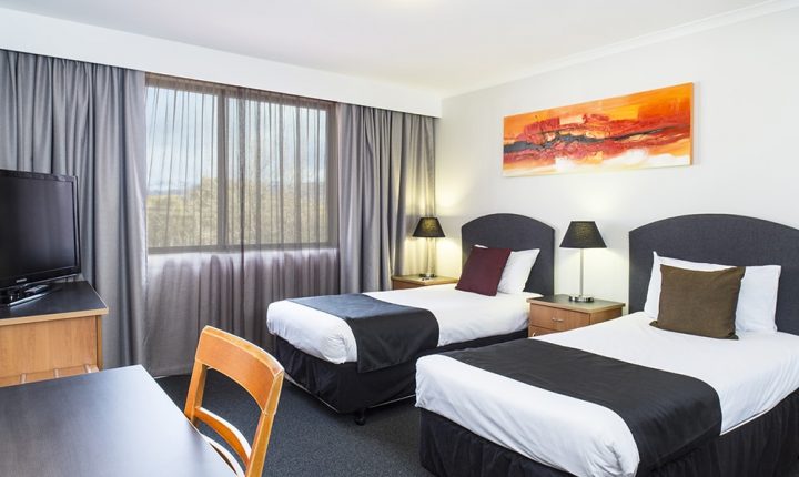 Alpha Hotel Canberra Twin Room